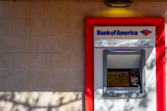 银行业危机重重，美国银行却成了“香饽饽”